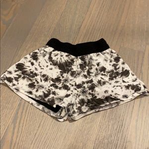 Pinc Premium tie dye black and white shorts